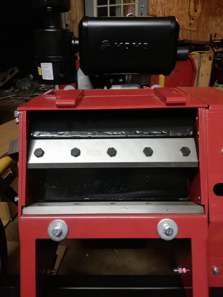 17 hp Wood Chipper Diesel WWD-660XT with Remote Start - Image 3