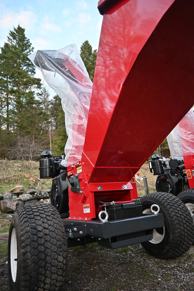 17 hp Wood Chipper Diesel WWD-660XT with Remote Start - Image 37