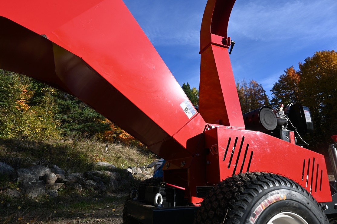 17 hp Wood Chipper Diesel WWD-660XT with Remote Start - Image 6