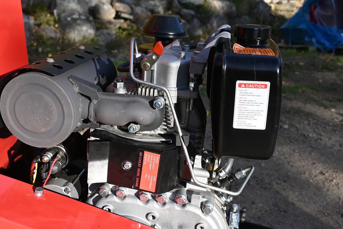 17 hp Wood Chipper Diesel WWD-660XT with Remote Start - Image 7