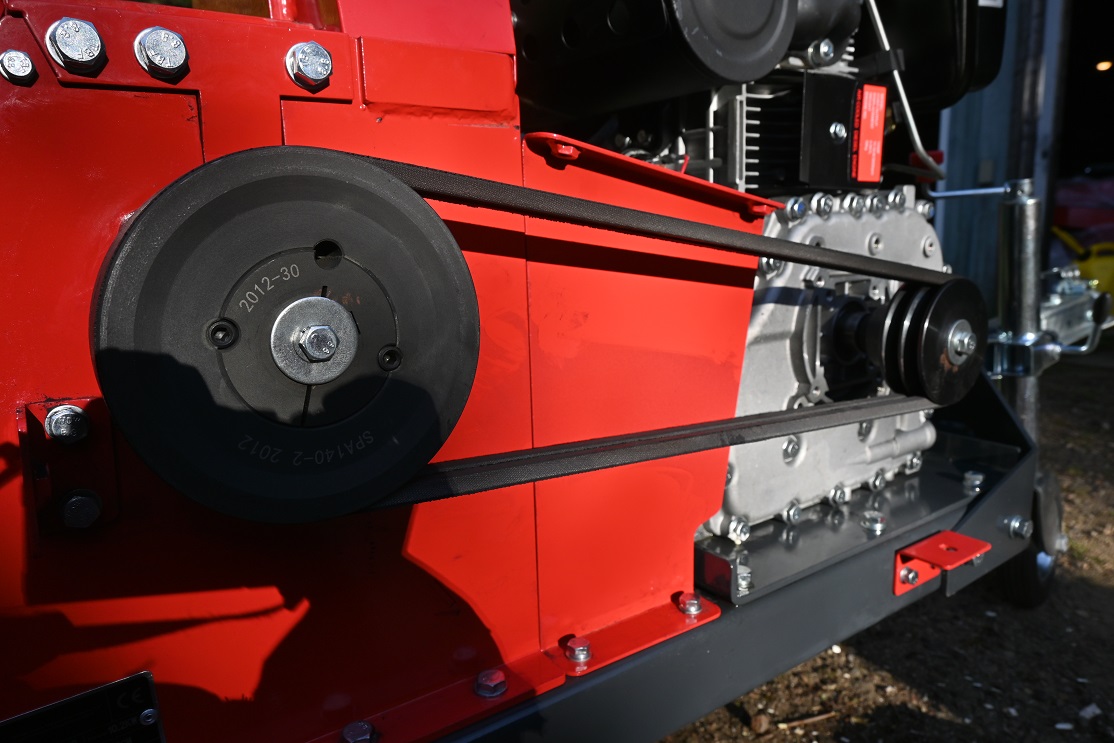 17 hp Wood Chipper Diesel WWD-660XT with Remote Start - Image 9