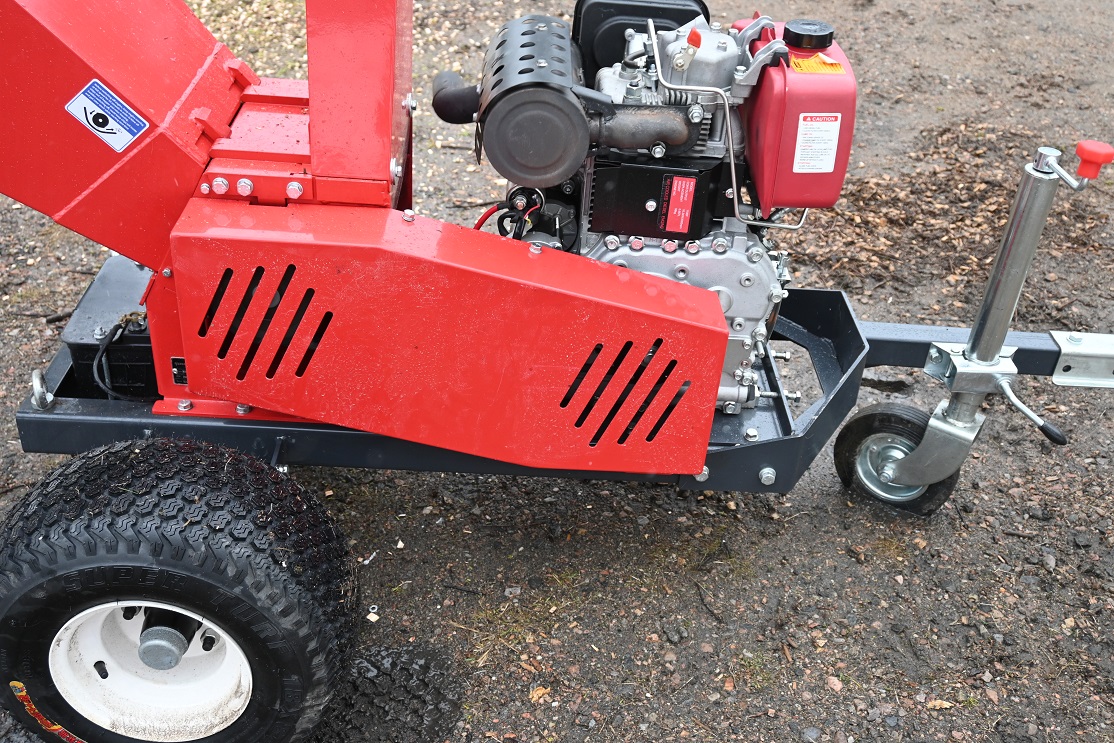 17 hp Wood Chipper Diesel WWD-660XT with Remote Start - Image 17
